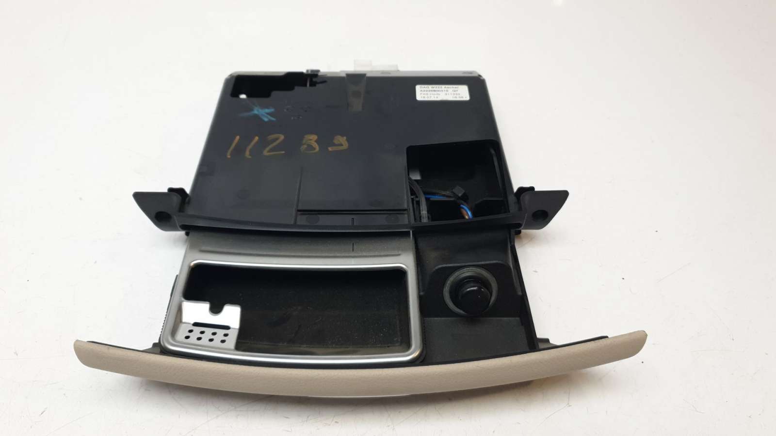 Recambio de cenicero para mercedes-benz clase s (w222) lim. 2012- 3.0 cdi cat referencia OEM IAM A2226800310   Recambio de cenicero para mercedes-benz clase s (w222) lim. 2012- 3.0 cdi cat referencia OEM IAM A2226800310