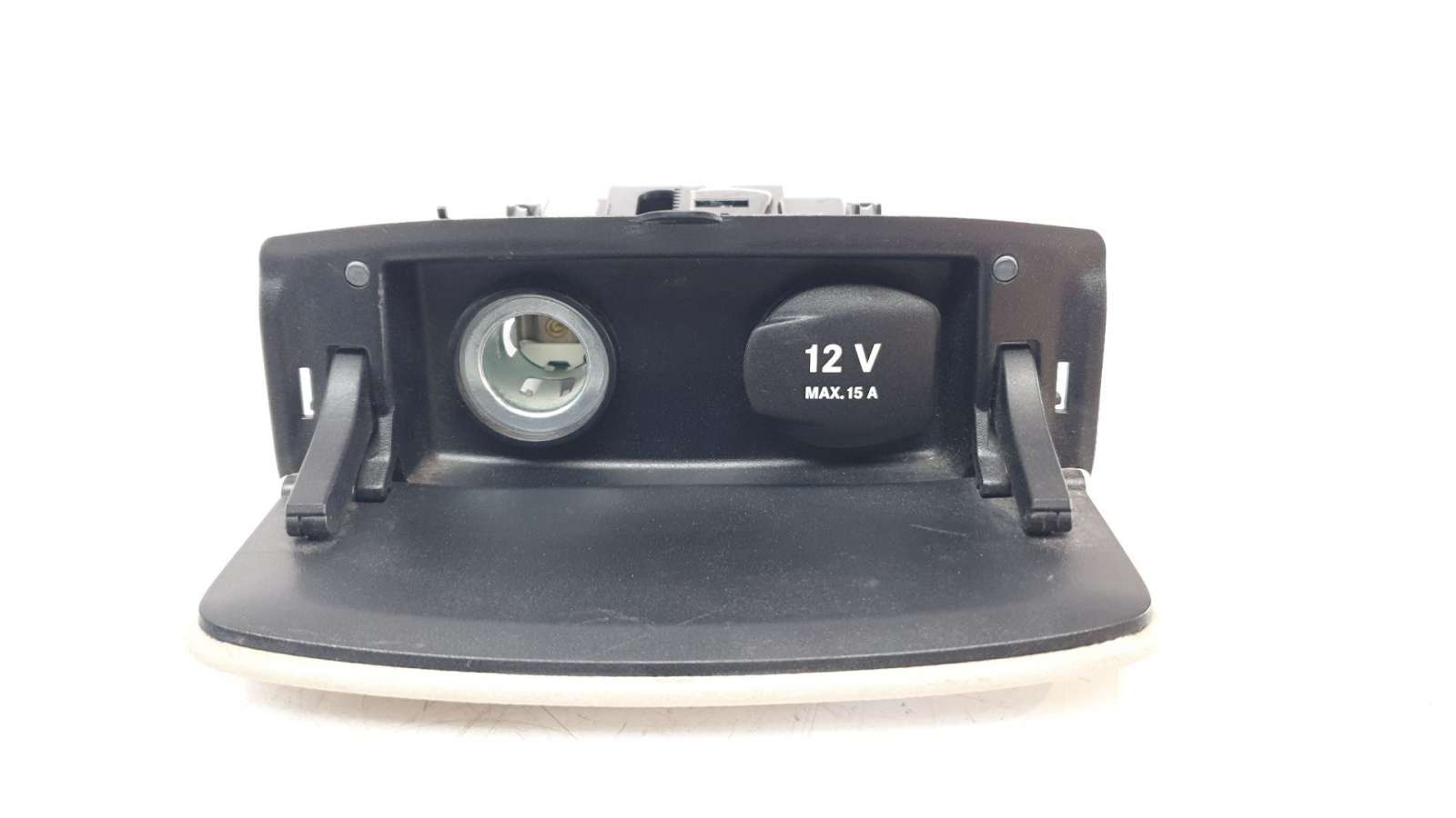 Recambio de cenicero para mercedes-benz clase s (w222) lim. 2012- 3.0 cdi cat referencia OEM IAM A2228200109   Recambio de cenicero para mercedes-benz clase s (w222) lim. 2012- 3.0 cdi cat referencia OEM IAM A2228200109