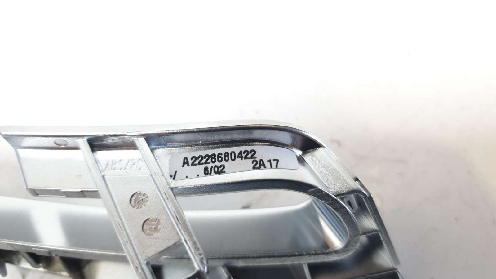 Recambio de moldura para mercedes-benz clase s (w222) lim. 2012- 3.0 cdi cat referencia OEM IAM A2228680422   Recambio de moldura para mercedes-benz clase s (w222) lim. 2012- 3.0 cdi cat referencia OEM IAM A2228680422