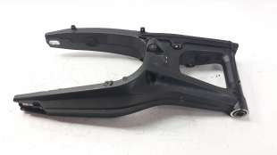 Recambio de puente trasero para honda cb 650r 2018- referencia OEM IAM 52200MKND50  