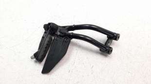 Recambio de estribo lateral para ktm 390 duke 2016- referencia OEM IAM 93003150033  