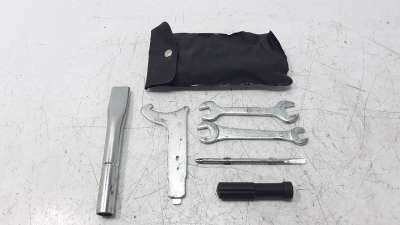 Recambio de herramientas para honda cb 650r 2018- referencia OEM IAM 89101ME5670  