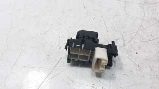 Recambio de mando elevalunas delantero derecho para toyota yaris 2014-2017 referencia OEM IAM 19282910  