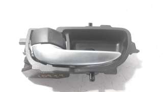 Recambio de maneta interior delantera izquierda para toyota yaris 2014-2017 referencia OEM IAM 92057A1  