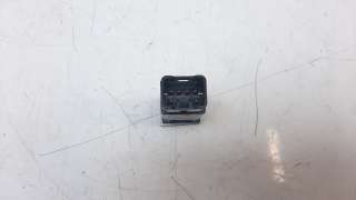 Recambio de interruptor para kia venga 2009- 1.6 crdi cat referencia OEM IAM 937501P100  