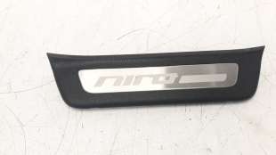 Recambio de moldura para kia niro 2016- referencia OEM IAM 85887G5100  