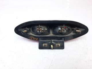 Recambio de piloto trasero central para aprilia pegaso 125 / 600 / 650 1990-2009 pegaso 650 referencia OEM IAM AP8124215 AP81242