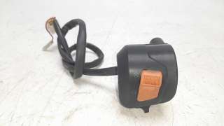 Recambio de piña luces derecha para aprilia pegaso 125 / 600 / 650 1990-2009 pegaso 650 referencia OEM IAM AP81249146  