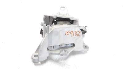 Recambio de soporte motor izquierdo para mazda 3 berlina (bp) 2019- referencia OEM IAM BDNF39040B  