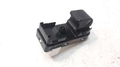 Recambio de mando elevalunas delantero derecho para mazda 2 lim. () 2014- 1.5 16v cat referencia OEM IAM D09H66370  