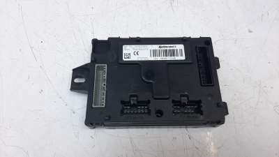 Recambio de modulo electronico para renault clio iv 2012- 0.9 referencia OEM IAM 284B11723R A2C92226606 