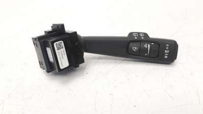 Recambio de mando limpia para volvo v60 kombi 2010-2018 2.0 diesel cat referencia OEM IAM 31456042  