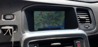 Recambio de sistema navegacion gps para volvo v60 kombi 2010-2018 2.0 diesel cat referencia OEM IAM 31382065  