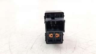 Recambio de mando elevalunas trasero derecho para hyundai i20 active 2015- 1.0 tgdi cat referencia OEM IAM 93581Q0000  