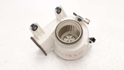 Recambio de ventilador calefaccion para toyota rav 4 2012-2019 referencia OEM IAM 1173006452 G923048070 