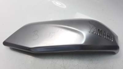 Recambio de moldura para yamaha xsr 700 2015- referencia OEM IAM B34YF41800  