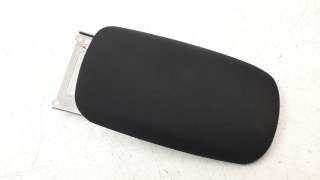 Recambio de apoyabrazos central para toyota corolla (e21) 2019- referencia OEM IAM 5890502F60C0  