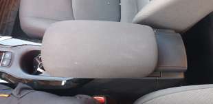 Recambio de apoyabrazos central para toyota corolla (e21) 2019- referencia OEM IAM 5890502F60C0   2