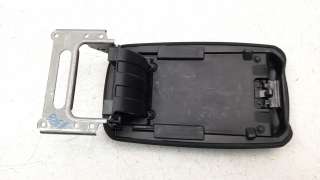 Recambio de apoyabrazos central para toyota corolla (e21) 2019- referencia OEM IAM 5890502F60C0  