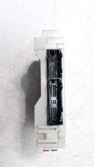 Recambio de caja reles / fusibles para toyota corolla (e21) 2019- referencia OEM IAM 8273002P80A 63589313 