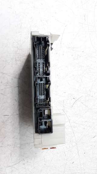 Recambio de caja reles / fusibles para toyota corolla (e21) 2019- referencia OEM IAM 8273002P80A 63589313 