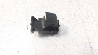 Recambio de mando elevalunas trasero derecho para toyota corolla (e21) 2019- referencia OEM IAM 8481002250  