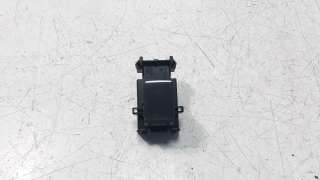 Recambio de mando elevalunas trasero izquierdo para toyota corolla (e21) 2019- referencia OEM IAM 8481002250  