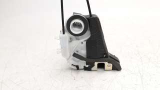 Recambio de cerradura puerta trasera derecha para toyota yaris 2017- 1.5 16v cat referencia OEM IAM 02014110  