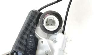 Recambio de cerradura puerta trasera izquierda para toyota yaris 2017- 1.5 16v cat referencia OEM IAM 690600D310  
