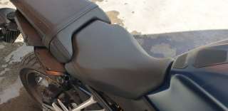Recambio de asiento para honda cb 650r 2018- referencia OEM IAM 77100MKN0510  