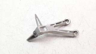 Recambio de estribo lateral para honda cb 650r 2018- referencia OEM IAM 50760MKND50  