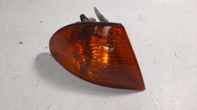 Recambio de piloto delantero derecho para bmw serie 3 berlina (e46) 1998-2006 referencia OEM IAM 63136902766 103F05083200 BM0184