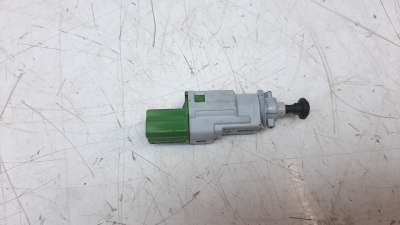 Recambio de interruptor para renault captur 2013- 0.9 energy referencia OEM IAM 8200276360D  