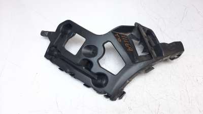 Recambio de moldura para renault captur 2013- 0.9 energy referencia OEM IAM 852220257R  852220257R