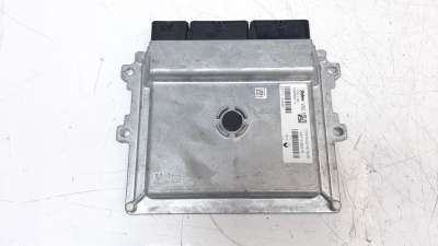 Recambio de centralita motor uce para renault captur 2013- 0.9 energy referencia OEM IAM 23710922R  