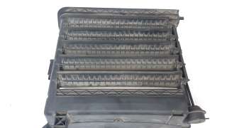 Recambio de calandra delantera de radiador para bmw serie 3 berlina (e46) 1998-2006 referencia OEM IAM 157048048  