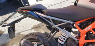 Recambio de subchasis trasero para ktm 125 duke 2016- 125 duke referencia OEM IAM 93003002000C1  