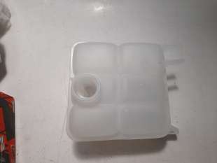 Recambio de deposito expansion para ford focus berlina (cak) 1998-2004 referencia OEM IAM FAR9895 FAR9895 955471