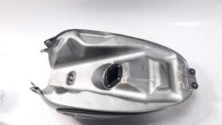 Recambio de deposito combustible para ducati scrambler 2014-2020 referencia OEM IAM 58612761BF  