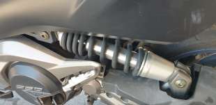 Recambio de amortiguador trasero para kymco ak550 2017- referencia OEM IAM 52400LGC6E00T01  