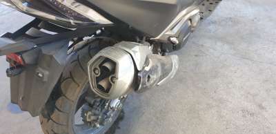 Recambio de silenciador trasero para kymco ak550 2017- referencia OEM IAM 1830ALGC6E00  