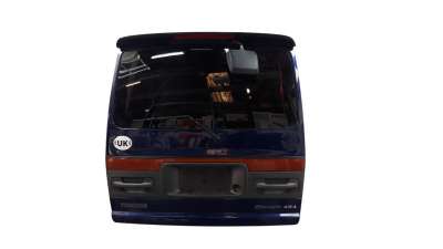 Recambio de porton trasero para mazda bongo 1995-1995 friendee referencia OEM IAM S05B62020  