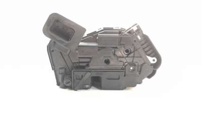 Recambio de cerradura puerta trasera izquierda para skoda fabia 2014- 1.0 tsi referencia OEM IAM 5TA839015E  