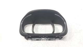 Recambio de moldura para renault scenic iv 2016- 1.2 tce energy referencia OEM IAM 682402941R  