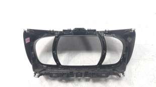 Recambio de moldura para renault scenic iv 2016- 1.2 tce energy referencia OEM IAM 682402941R   2