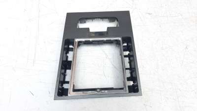Recambio de moldura para skoda superb combi (3v5) 2015- 2.0 tdi referencia OEM IAM 3V1863212  