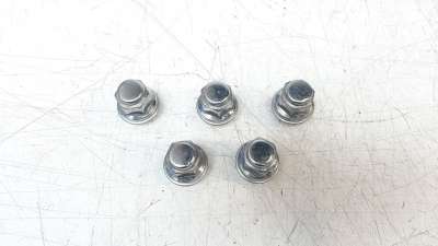 Recambio de herramientas para toyota corolla (e21) 2019- referencia OEM IAM TORNILLOS  
