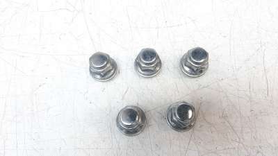 Recambio de herramientas para toyota corolla (e21) 2019- referencia OEM IAM TORNILLOS  