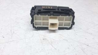Recambio de interruptor para toyota corolla (e21) 2019- referencia OEM IAM 75L678  