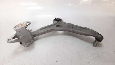 Recambio de brazo suspension inferior delantero izquierdo para land rover range rover evoque 2018- referencia OEM IAM K8D23A053 